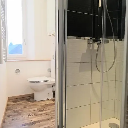 Apartment Le Street'art: Urban Retreat Near Parks And Attractions Sarrebourg