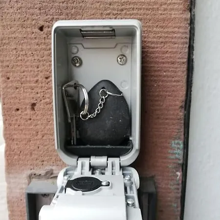 De 2 A 6 Personnes - Le Street'art - Centre - Gare A 500m - A 20 Minutes De Center Parc Et Parc Animalier Sainte-croix - Netflix - Wifi