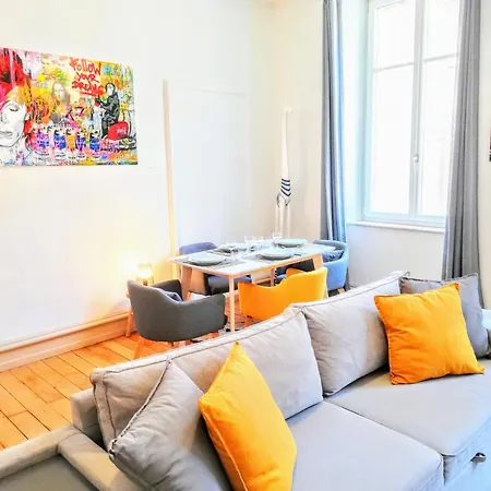De 2 A 6 Personnes - Le Street'art - Centre - Gare A 500m - A 20 Minutes De Center Parc Et Parc Animalier Sainte-croix - Netflix - Wifi *