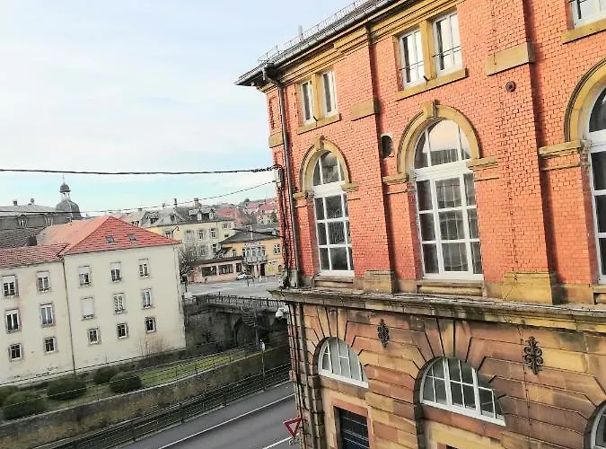 Appartement De 2 A 6 Personnes - Le Street'art - Centre - Gare A 500m - A 20 Minutes De Center Parc Et Parc Animalier Sainte-croix - Netflix - Wifi Sarrebourg